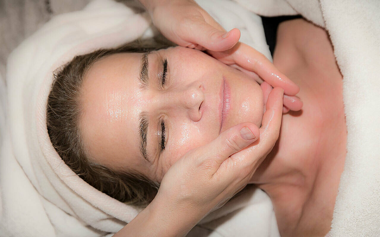 Behandlungen - Classic Cosmetics - SQT Bio-Microneedling